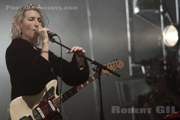 WARPAINT - 2013-11-01 - PARIS - Grande Halle de La Villette - 